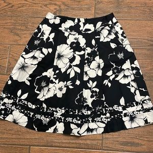 WHBM pleated floral skirt